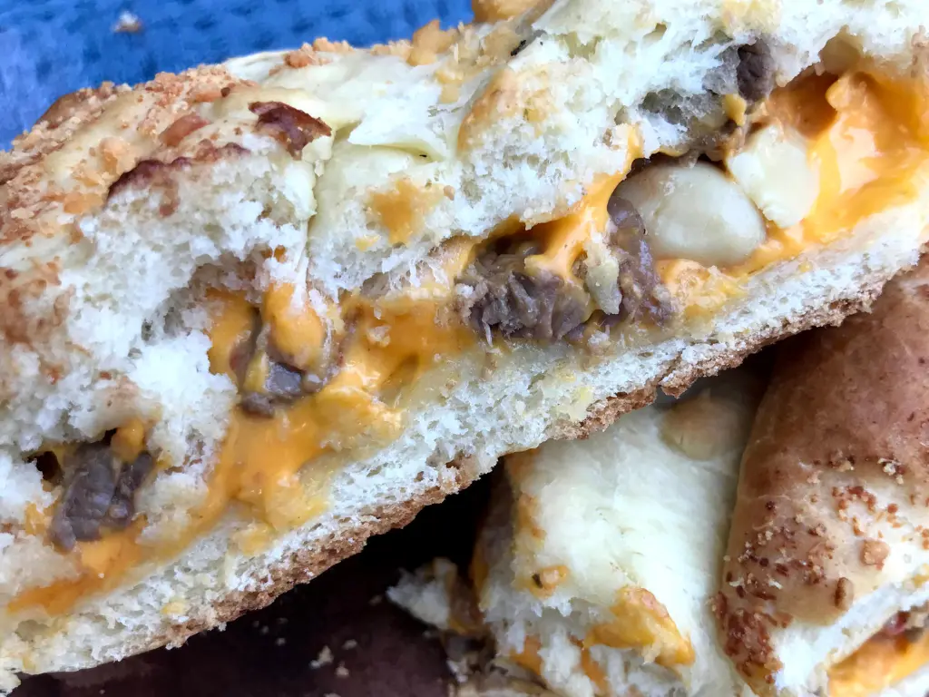 pao-gourmet-de-file-com-cheddar-05.webp